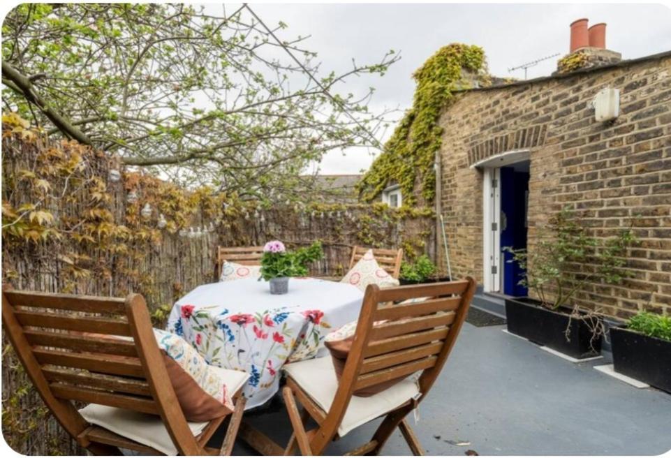 Stylish Room With Private Bath & Terrace In Super Central Clapham Junction Minutes From Victoria, Waterloo London Exterior foto